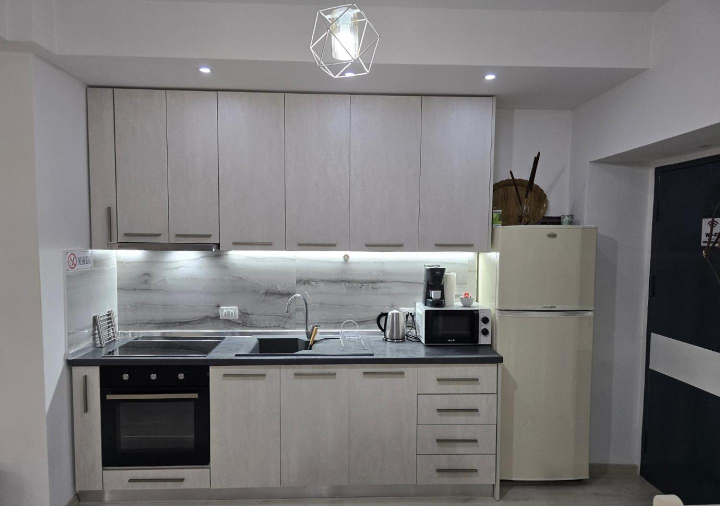 Grace'S Centre Apartment Shkoder Exterior photo